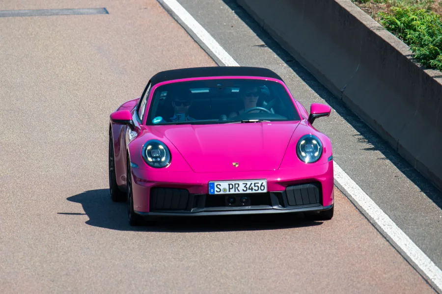 Autos - Aufnahme 17 von HK-Media
