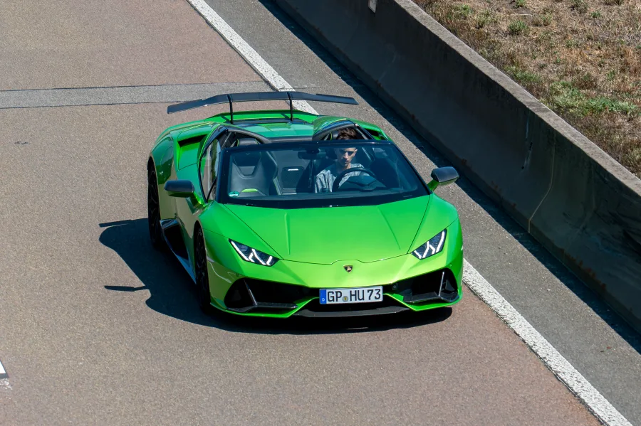 Autos - Aufnahme 7 von HK-Media